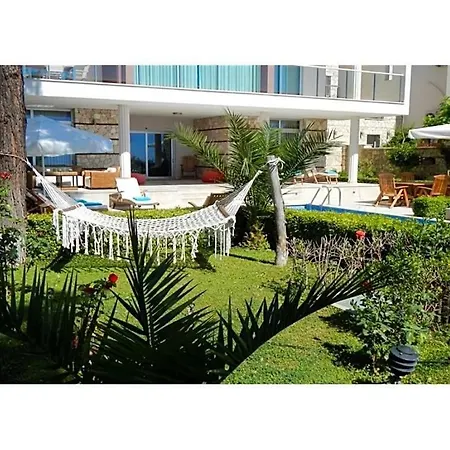 Islamlar Sleeps 10 Pool Air Con Wifi