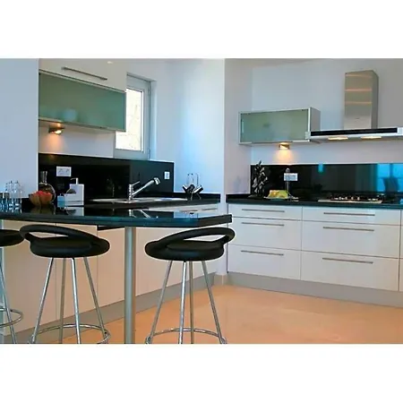 Islamlar Sleeps 10 Pool Air Con Wifi Islamlar (Mediterranean)