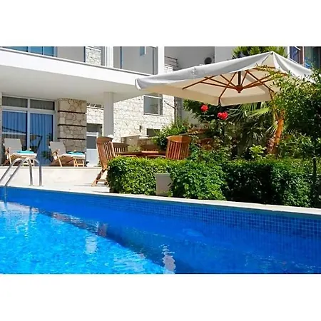 Villa Islamlar Sleeps 10 Pool Air Con Wifi *